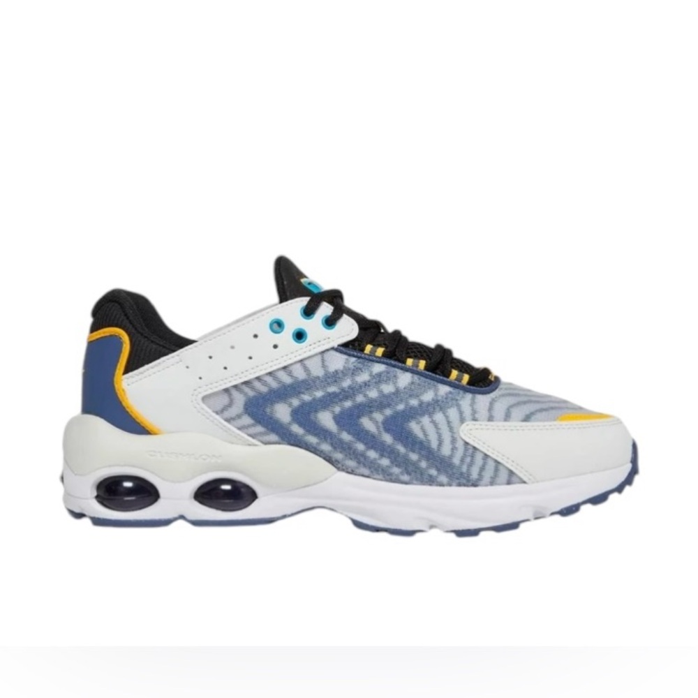 Nike  Air Max TW kids sneakers  size 4.5